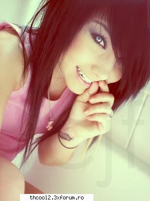 sweet sweet sweet

 :nebun:  :nebun:  :nebun: pics with emo girls